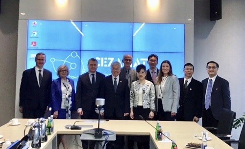 北科大代表團參訪華沙理工先進材料與技術中心（CEZAMAT）。
