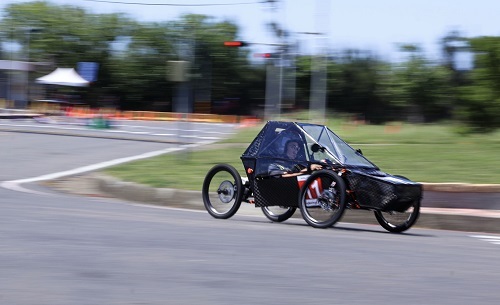車
