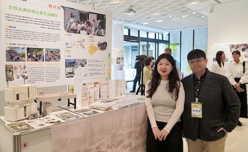 北科大建築系陳盈棻老師（右）團隊推動北投市場成為「永續循環市場」。圖片