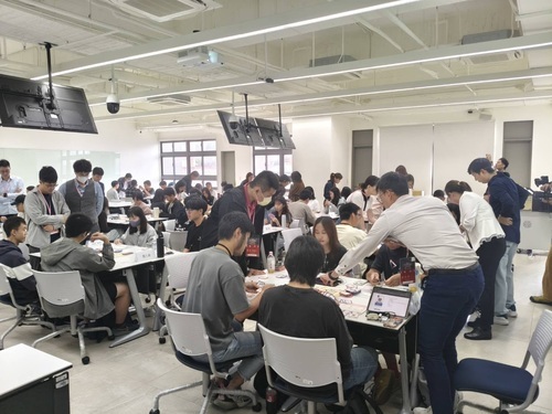 北區82位學生齊聚北科大展開專利桌遊競賽。