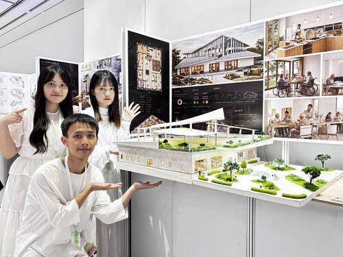 作品：移路有你・長相伴。作者：蘇怡娸、蘇心柔、辜仲翊